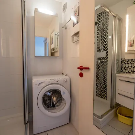 Apartment T3 Climatise Avec Piscine, Proche Mer Et Commodites - Fr-1-677-40