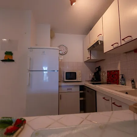 Apartment T3 Climatise Avec Piscine, Proche Mer Et Commodites - Fr-1-677-40