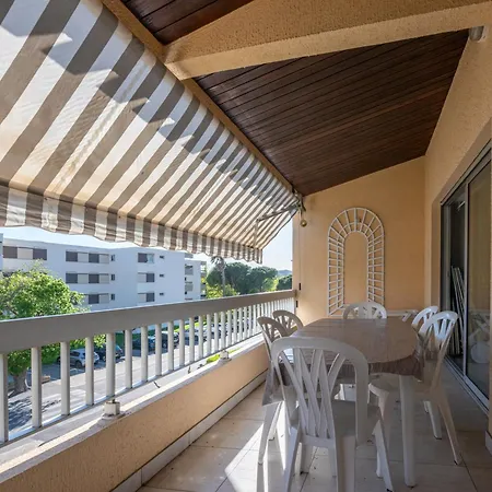 T3 Climatise Avec Piscine, Proche Mer Et Commodites - Fr-1-677-40 Le Lavandou